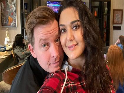 preity zinta became mother to twins with surrogacy gene goodenough became father | Good News!! प्रीती झिंटा झाली आई, वयाच्या 46 व्या वर्षी झाली जुळी 