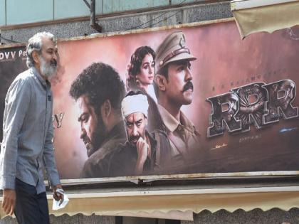 s s rajamouli reveals the reason for choosing rrr title on the kapil sharma show- | ‘RRR’ म्हणजे काय रं भाऊ? राजमौलींनी सांगितला सिनेमाच्या 'या' टायटलचा अर्थ...