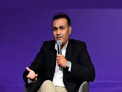 There are good people in both national parties and there are also very many incompetent people in both parties says virender sehwag on india or bharat name controversy | 'इंडिया' की 'भारत'वरून रान पेटलं; वीरेंद्र सेहवागनं राष्ट्रीय पक्षांना चांगलंच झोडलं, वाचा सविस्तर