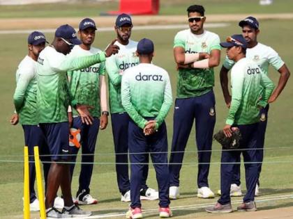 There is no good bowler in Sri Lanka Asia Cup 2022 squad, says Bangladesh team director Khaled mahmud | Asia Cup 2022: "श्रीलंकेच्या संघात एकही चांगला गोलंदाज नाही", SL vs BAN सामन्यापूर्वी रंगले शाब्दिक-युद्ध