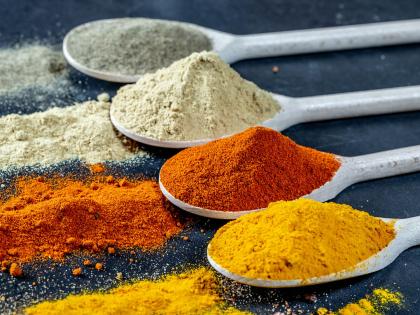 किचनमधील मसाले भेसळयुक्त? कसं ओळखायचं हे जाणून घ्या