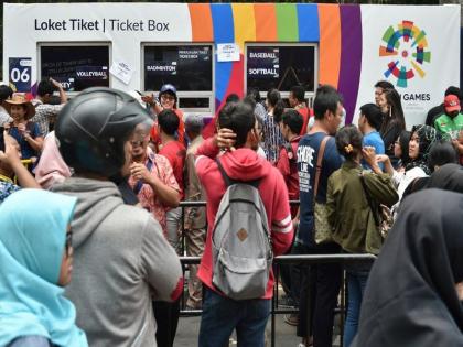 Asian Games 2018: shocking ... Asian competition tickets are Black marketing | Asian Games 2018: shocking... आशियाई स्पर्धेच्या तिकीटांची होते आहे ब्लॅक मार्केटींग