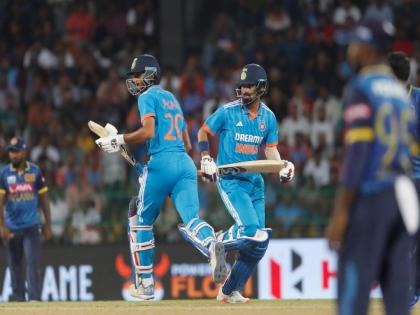 SL vs IND 1st ODI Match Live Math Updates In Marathi match tie | SL vs IND : अविश्वसनीय! रोहितचं अर्धशतक तरी भारताचा संघर्ष; श्रीलंकेने तोंडचा घास पळवला