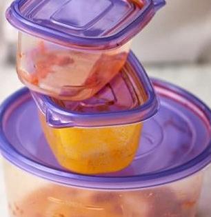 टिफिन बॉक्सवर तेलाचा पिवळा- चिकट थर साचला? सोप्या ट्रिक्स- तेलकटपणा मिनिटांत होईल साफ - दुर्गंधी होईल नाहीशी...