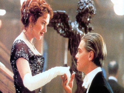 Kate Winslet: Felt bullied after Titanic success | OMG! टायटॅनिकच्या यशानंतर केट विंसलेटवर झाली होती टीका