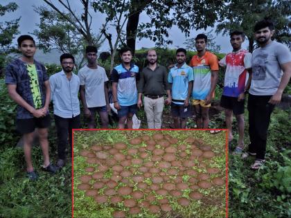 Historical relics found at Govindgad Ratnagiri district, more than 80 cannonballs found | Ratnagiri: गोविंदगडावर सापडला ऐतिहासिक ठेवा, ८० हून अधिक तोफगोळे सापडले