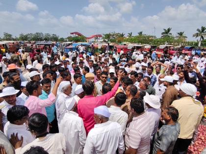 Auction in Pimpalgaon closed due to lack of money by tomato farmer | पैसे थकल्याने पिंपळगावला पाडले लिलाव बंद Auction in Pimpalgaon closed due to lack of money by tomato farmer | पैसे थकल्याने पिंपळगावला पाडले लिलाव बंद