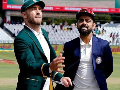 India vs South Africa, 1st Test : Virat Kohli equal sourabh ganguly record, become a second most tests played captain for India  | India vs South Africa, 1st Test : टॉस उडवताच कोहलीचा विक्रम, सौरव गांगुलीशी बरोबरी