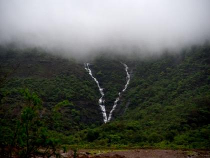 Nashik celebrated for tourists; Rainy tourism has gained momentum | पर्यटकांना नाशिकची भुरळ ; पावसाळी पर्यटनासाठी वाढला कल