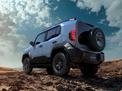 टोयोटाची 'बेबी लँड क्रूझर'! जिम्नी नाही बरं का...! डिझाइन, रग्ड फीचर्स आणि ऑफ-रोडिंग क्षमता आली समोर