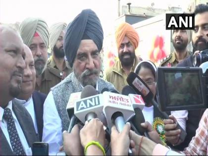 If he doesn't recognize captain Amarinder Singh as his captain then Navjot Singh Sidhu should resign -TR Bajwa,Punjab Minister | 'नवज्योतसिंग सिद्धू अमरिंदर यांना कॅप्टन मानत नाहीत, मग राजीनामा द्यावा'