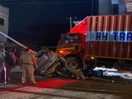 Kolhapur: आजऱ्यात भरधाव ट्रकने चारचाकीसह दुचाकीला चिरडले, दोघे गंभीर जखमी