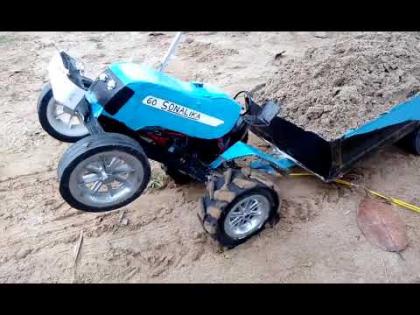 The tractor trolley carrying the sand rolled over and killed the youth in Jalgaon district | वाळू वाहून नेणा-या ट्रक्टरची ट्रॉली पलटी होऊन जळगाव जिल्ह्यात तरुण ठार