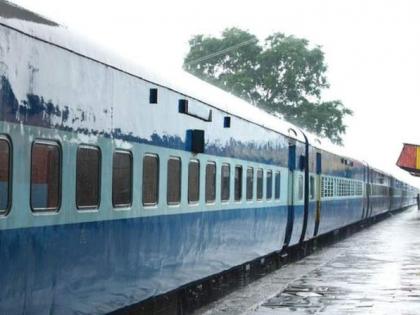 More special trains for Mumbai, Pune and Ahmedabad | मुंबई, पुणे, अहमदाबादसाठी आणखी विशेष रेल्वे गाड्या