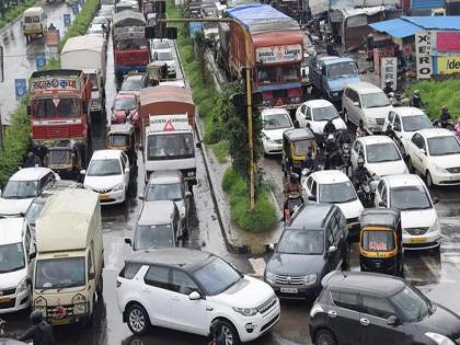 drivers beware traffic jams problems pimpari chinchwad pune latest news | वाहनचालकांनो सावधान, वाहतूक कोंडीने गळून पडेल अवसान