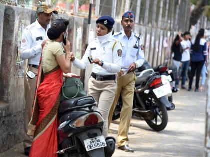 A fine of 8 lakh 13 thousand was paid by the vehicle owners in the Lok Adalat | लोक अदालतमध्ये वाहनधारकांनी भरला आठ लाख १३ हजारांचा दंड