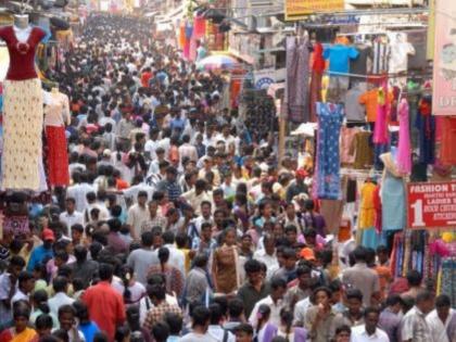 pune news congestion everywhere including Lakshmi Road and Tulsi Garden | Pune Traffic : बाजारात खरेदीसाठी नागरिकांची झुंबड; लक्ष्मी रस्ता, तुळशीबागेसह सर्वत्र कोंडी..! pune news congestion everywhere including Lakshmi Road and Tulsi Garden | Pune Traffic : बाजारात खरेदीसाठी नागरिकांची झुंबड; लक्ष्मी रस्ता, तुळशीबागेसह सर्वत्र कोंडी..!