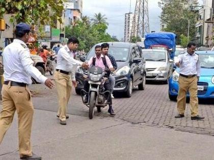 Violation of traffic rules; There is fear of khaki, then why do we want 'police' on vehicles? | वाहतूक नियमांचे उल्लंघन; खाकीचा धाक आहेच मग वाहनांवर ‘पोलीस’ हवं कशाला ?