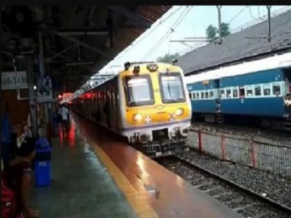 Megablock due to platform work at Khadki station | खडकी स्टेशनवरील प्लॅटफॉर्मच्या कामामुळे मेगाब्लॉक; काही लोकल रद्द, तर काही मेल, एक्स्प्रेस रेल्वे गाड्या उशिराने धावणार Megablock due to platform work at Khadki station | खडकी स्टेशनवरील प्लॅटफॉर्मच्या कामामुळे मेगाब्लॉक; काही लोकल रद्द, तर काही मेल, एक्स्प्रेस रेल्वे गाड्या उशिराने धावणार