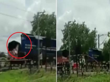 Freight truck stuck on railway track; Passenger train collided, video of the accident goes viral | रेल्वे ट्रॅकवर अडकला मालवाहू ट्रक; समोरुन आली पॅसेंजर ट्रेन, अपघाताचा व्हिडिओ व्हायरल