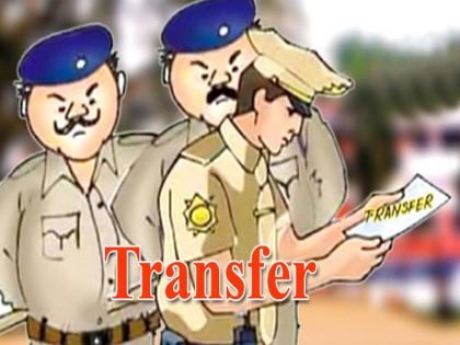 The Gram Panchayat's former member slapped ; Immediate transfer of the police sub-inspector | ग्रामपंचायत माजी सदस्याच्या कानशिलात लगावली; पोलीस उपनिरीक्षकाची तत्काळ उचलबांगडी