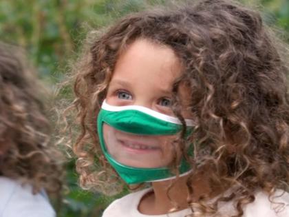 CoronaVirus: तिसऱ्या लाटेआधी लहान मुलांना मोठा दिलासा; सुरक्षित ट्रान्स्परंट मास्कची चाचणी यशस्वी