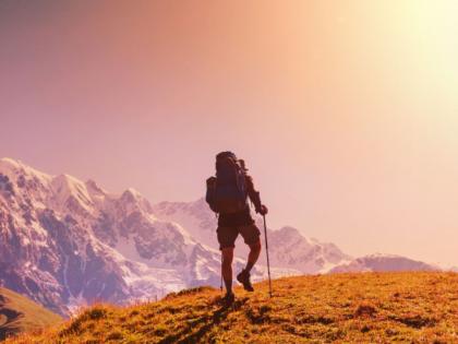 Went trekking and fell into a valley, shocking incident in Thane | Thane: ट्रेकिंगला गेले असता पाय घसरुन दरीत कोसळला, ठाण्यातील धक्कादायक प्रकार! Went trekking and fell into a valley, shocking incident in Thane | Thane: ट्रेकिंगला गेले असता पाय घसरुन दरीत कोसळला, ठाण्यातील धक्कादायक प्रकार!