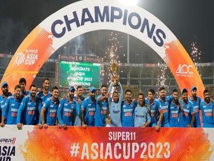 It has been confirmed from the Asia Cup, this explosive batsman of Team India will sit on the bench in the World Cup | आशिया चषक स्पर्धेतून झालं कन्फर्म, वर्ल्डकपमध्ये टीम इंडियाचा हा स्फोटक फलंदाज बसणार बेंचवर
