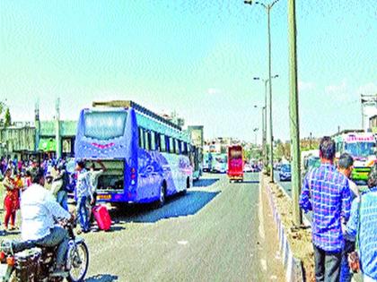 Private traffic reception in Satara road | सातारा रस्त्याला खासगी वाहतुकीचे ग्रहण