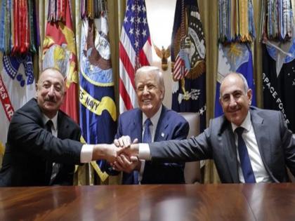 Donald Trump ends another war! A 37-year war has come to an end. | डोनाल्ड ट्रम्प यांनी केला आणखी एक युद्ध संपवल्याचा दावा! ३७ वर्षांच्या युद्धाला मिळाला पूर्णविराम Donald Trump ends another war! A 37-year war has come to an end. | डोनाल्ड ट्रम्प यांनी केला आणखी एक युद्ध संपवल्याचा दावा! ३७ वर्षांच्या युद्धाला मिळाला पूर्णविराम