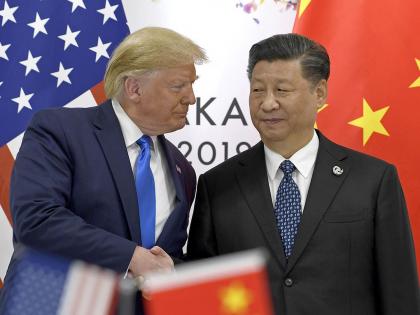 coronavirus news america china trade war trump admin takes aim at supply chains kkg | चिनी ड्रॅगनला घायाळ करण्यासाठी डोनाल्ड ट्रम्प यांची खेळी; अमेरिकेकडून मोठी घोषणा