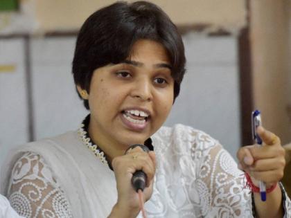 Take stern action against that kirtankar who made the video of intercourse with a woman viral Trupti Desai | महिलेशी केलेल्या संभोगाचा व्हिडिओ व्हायरल करणाऱ्या 'त्या' कीर्तनकारावर कठोर कारवाई करा-तृप्ती देसाई