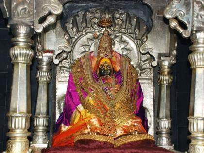 Controversy erupts over Tulja Bhavani's priestly council, former and current office bearers face to face | तुळजाभवानीच्या पुजारी मंडळावरून पेटला वाद, आजी-माजी पदाधिकारी आमने-सामने Controversy erupts over Tulja Bhavani's priestly council, former and current office bearers face to face | तुळजाभवानीच्या पुजारी मंडळावरून पेटला वाद, आजी-माजी पदाधिकारी आमने-सामने