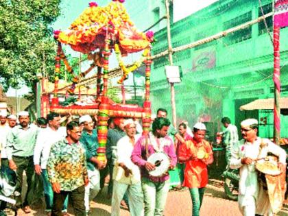  Tuljaabhavani's bed in Junnar | जुन्नरमध्ये तुळजाभवानीमातेच्या पलंगाचे प्रस्थान