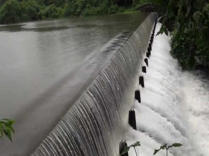 Tulsi lake filled the water supply to Mumbai | मुंबईला पाणीपुरवठा करणारा तुळशी तलाव भरला