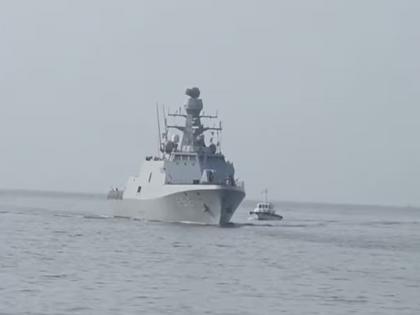 Pahalgam Terror Attack: Tension on the border, Pakistan's ally sent a warship directly to Karachi, why? | सीमेवर तणाव, त्यात पाकिस्तानच्या या मित्रदेशाने थेट कराचीला पाठवली युद्धनौका, कारण काय? Pahalgam Terror Attack: Tension on the border, Pakistan's ally sent a warship directly to Karachi, why? | सीमेवर तणाव, त्यात पाकिस्तानच्या या मित्रदेशाने थेट कराचीला पाठवली युद्धनौका, कारण काय?