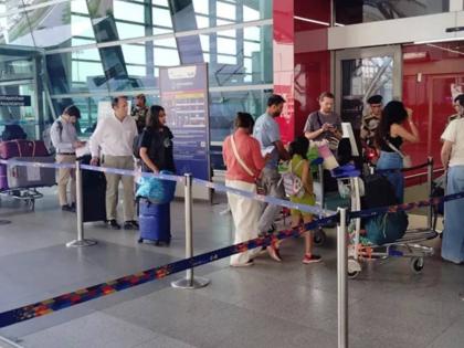Boycott of Turkey and Azerbaijan accelerates in India 30 percent of Indian tourists cancel bookings | भारतात तुर्की अन् अझरबैजानवरील बहिष्काराला वेग; ३० टक्के भारतीय पर्यटकांनी बुकिंग रद्द केले Boycott of Turkey and Azerbaijan accelerates in India 30 percent of Indian tourists cancel bookings | भारतात तुर्की अन् अझरबैजानवरील बहिष्काराला वेग; ३० टक्के भारतीय पर्यटकांनी बुकिंग रद्द केले