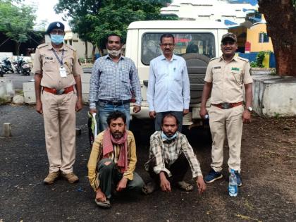 Two accused arrested for trying to hunt animal with electric current in the forest | जंगलात करंट लावून शिकार करण्याच्या प्रयत्नातील दोन आरोपींना अटक