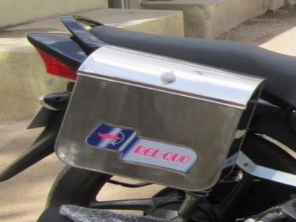 Keeping luggage in two wheeler dikki ? Just be careful | दुचाकीच्या डिक्कीत सामान ठेवताय ? जरा सावधान