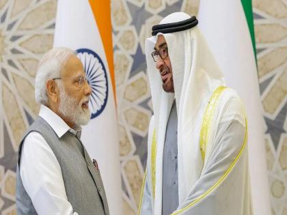 pm narendra modi welcomes uae president mohammed bin zayed al nahyan ahmedabad road show vibrant gujarat | UAE चे राष्ट्राध्यक्ष अहमदाबादमध्ये दाखल, PM नरेंद्र मोदींसोबत रोड शो