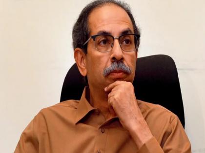 Government should make farmers debt-free by taking loan guarantees: Uddhav Thackeray | कर्ज हमी घेऊन सरकारने शेतकऱ्यांना कर्जमुक्त करावे : उद्धव ठाकरे