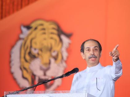 BJP is a poisonous fruit that has been working hard for the Sangh! Uddhav Thackeray's Dussehra rally comes under fire | संघ मेहनतीला लागलेले भाजप हे विषारी फळच! उद्धव ठाकरे यांचा दसरा मेळाव्यात घणाघात