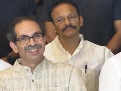 shiv sena thackeray group chief uddhav thackeray reaction on meeting with prakash ambedkar for alliance | Uddhav Thackeray: “प्रकाश आंबेडकरांसोबतची चर्चा सकारात्मक, लवकरच अंतिम निर्णय”; उद्धव ठाकरेंनी केले स्पष्ट