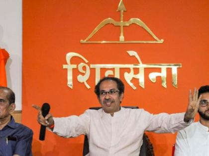 'Khuje Hindutva supporters beat Thackeray' | ‘खुजे हिंदुत्व असलेल्यांनी ठाकरे यांना डावलले’