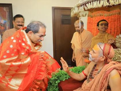 Shiv Sena Shinde Leader Raju Waghmare criticizes Uddhav Thackeray for using Shankaracharya for politics by calling on Matoshree  | "मातोश्रीवर बोलावून शंकराचार्यांचा राजकारणासाठी वापर केला’’, शिवसेना शिंदे गटाची उद्धव ठाकरेंवर टीका 