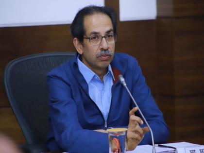 CoronaVirus bjp slams tmc and cm uddhav thackeray over covid hospitals inauguration | CoronaVirus News: 'एक हजार बेडचे हॉस्पिटल सुरू करण्यासाठी मुख्यमंत्रीच पाहिजेत का?'