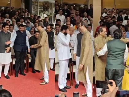Uddhav Thackeray Vs Eknath Shinde Face to Face: avoided even looking at each other, let alone sitting aside. | फडणवीसांशी बोलले...! पुढे दोन पावलांवर ठाकरे-शिंदे आमने-सामने, बाजूला बसणे सोडा बघणेही टाळले Uddhav Thackeray Vs Eknath Shinde Face to Face: avoided even looking at each other, let alone sitting aside. | फडणवीसांशी बोलले...! पुढे दोन पावलांवर ठाकरे-शिंदे आमने-सामने, बाजूला बसणे सोडा बघणेही टाळले