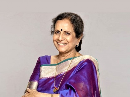 Honoring Usha Nadkarni on World Artists Day | जागतिक रंगकर्मी दिनी उषा नाडकर्णींचा सन्मान