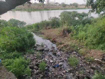 Sewage from Ulhasnagar Khemani drain into Ulhas river, contaminated water for millions of citizens  | उल्हासनगर खेमानी नाल्याचे सांडपाणी उल्हास नदीत, लाखो नागरिकांना दूषित पाणी 