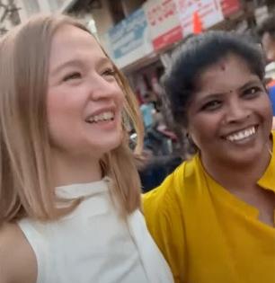 Video - कामाचा मोबदला! रशियन महिलेने मेडला दिला महिन्याला ४५ हजार पगार, चर्चेला उधाण